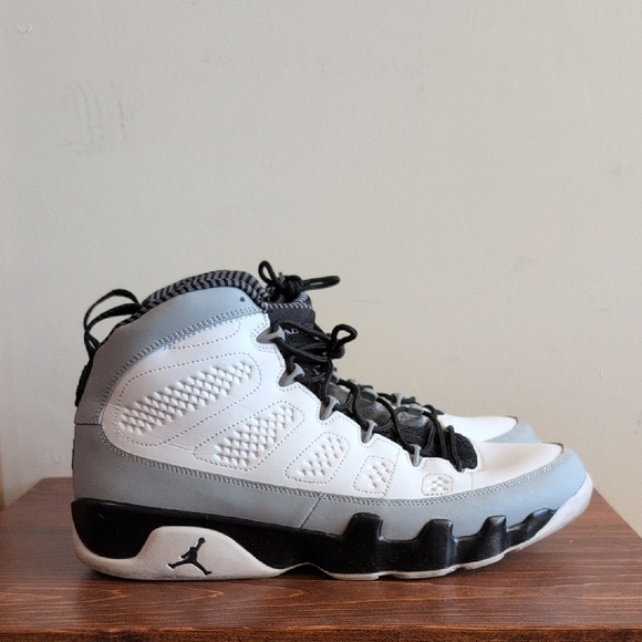 Nike Air Jordan 9 Retro Barons Sz 11.5